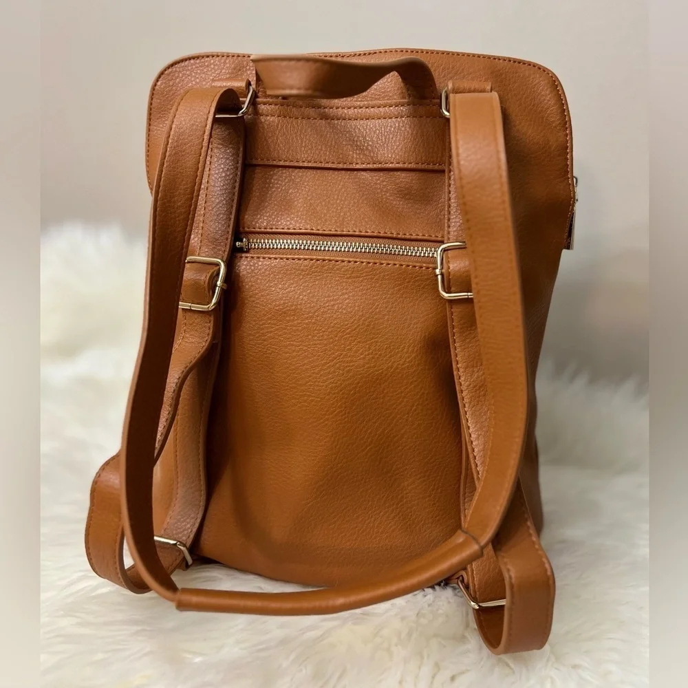 Expressions Brown Leather Men's Backpack